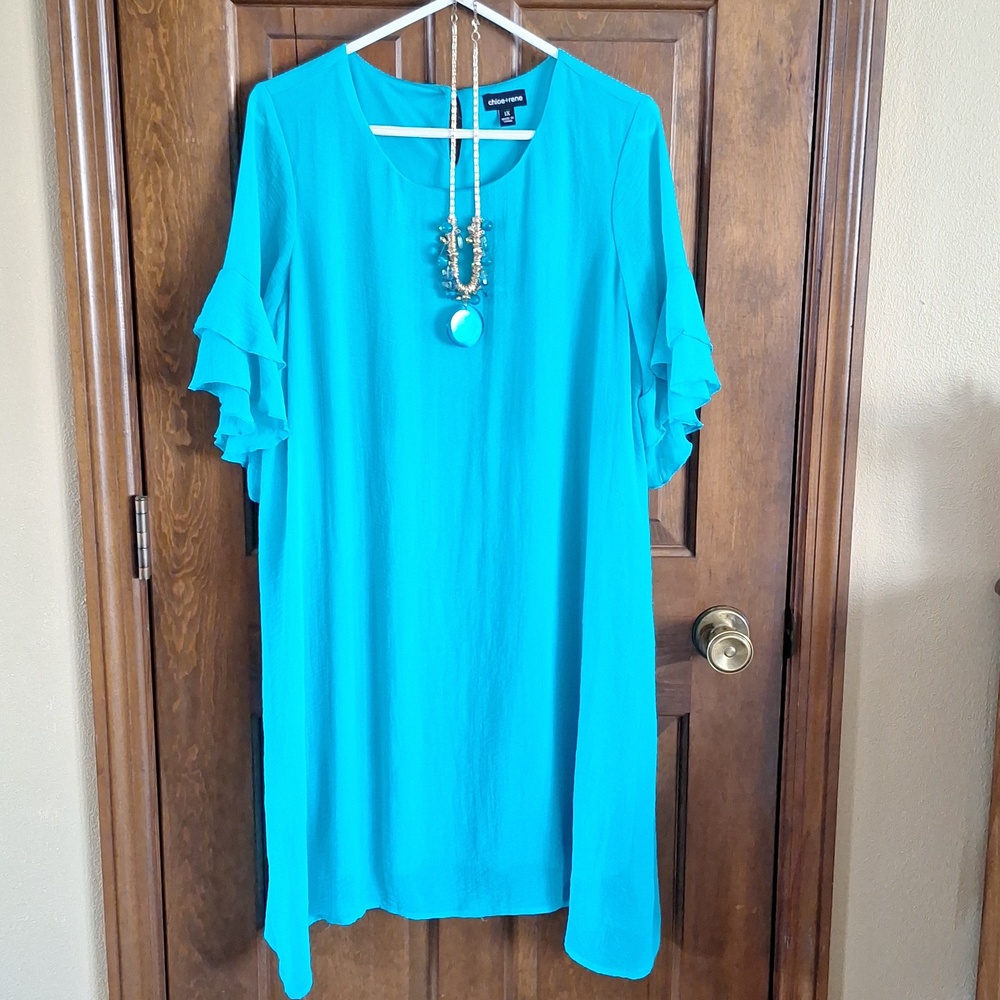 Chloe + Rene Jade Green Ruffle-Sleeve Dress - Picture 4 of 8
